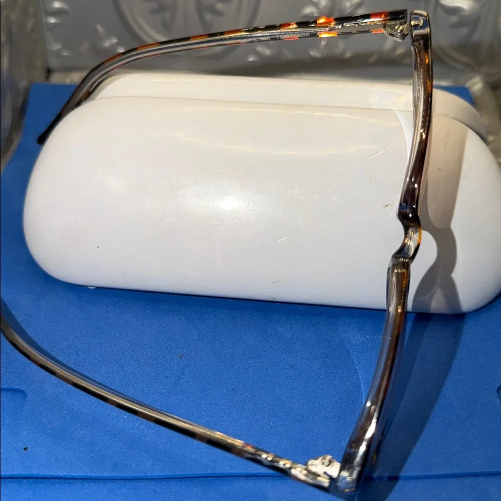 Tortoise‎ Shell Rectangular Glasses